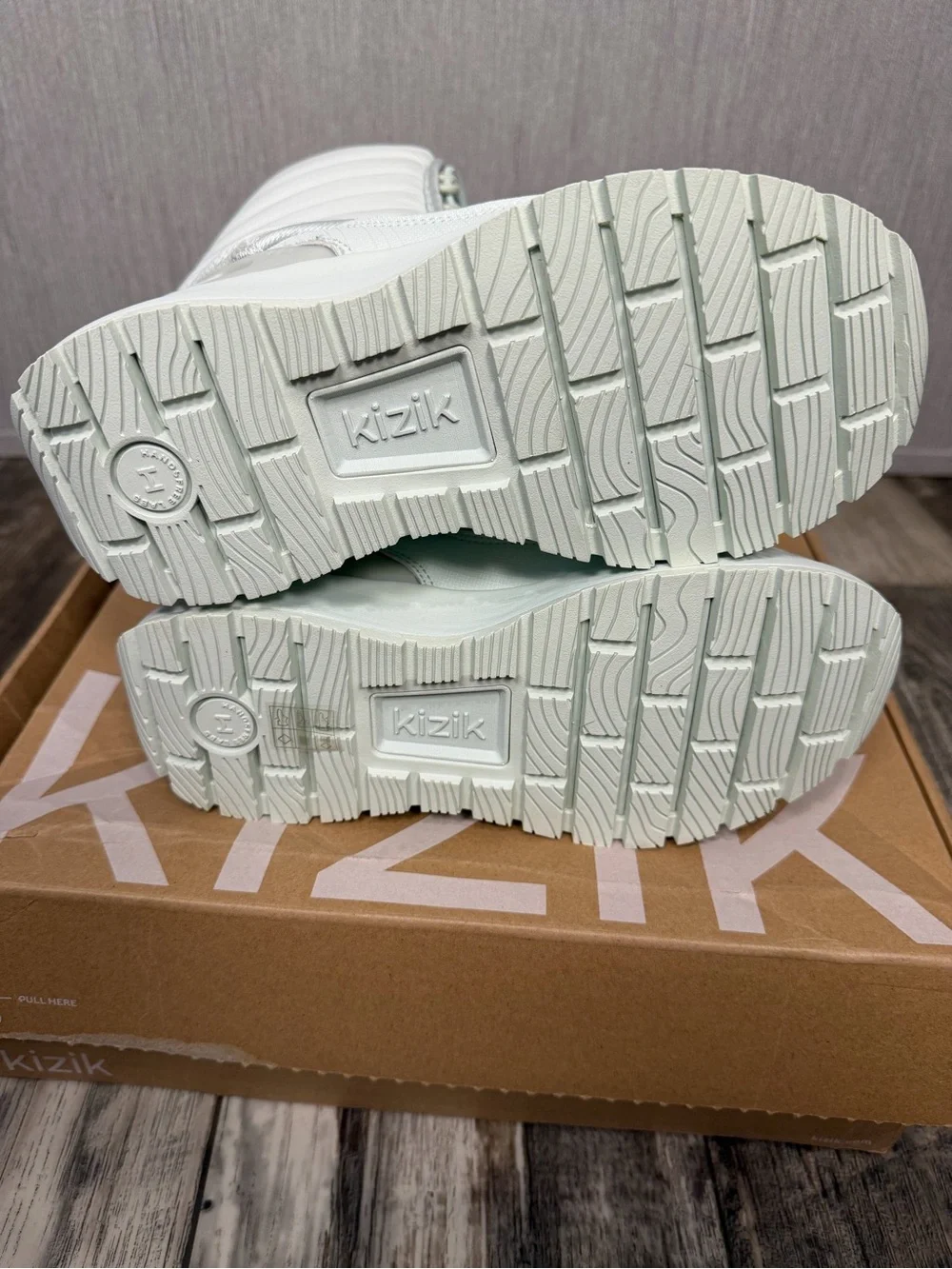 Kizik stylish quilted